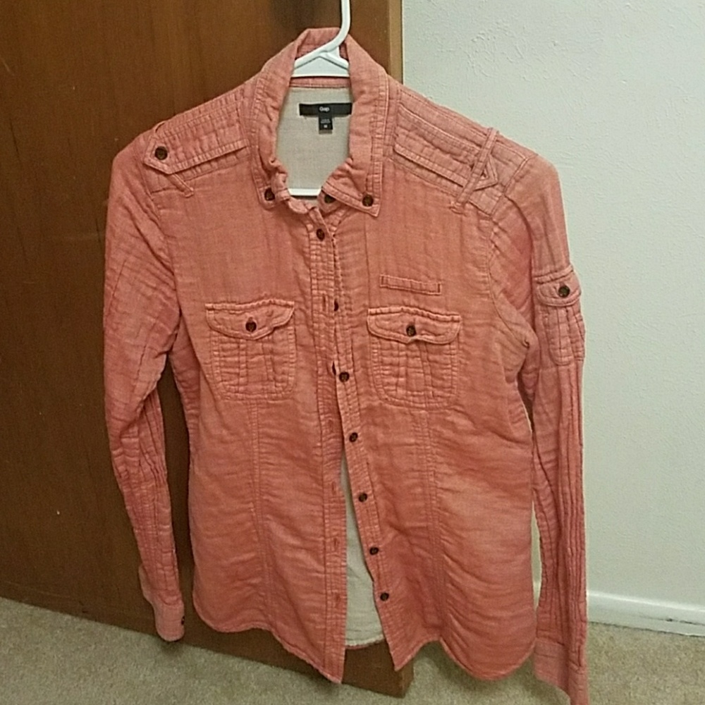 Gap long sleeved button-up